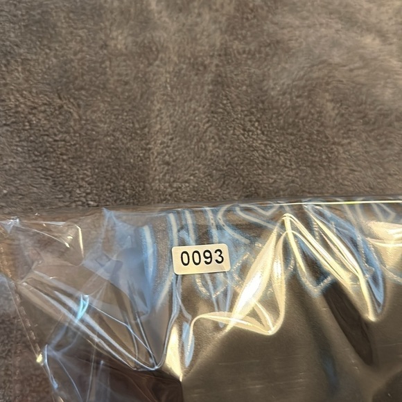 Disneyland resort neon mickey shirt mens size medium - Picture 6 of 6